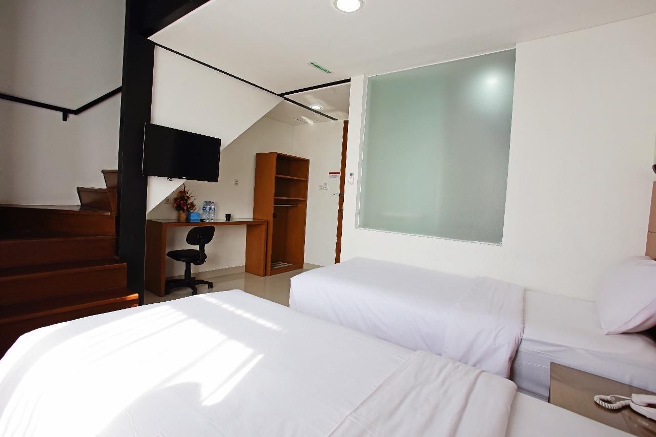 Peta Hostel Bandung Eksteriør billede