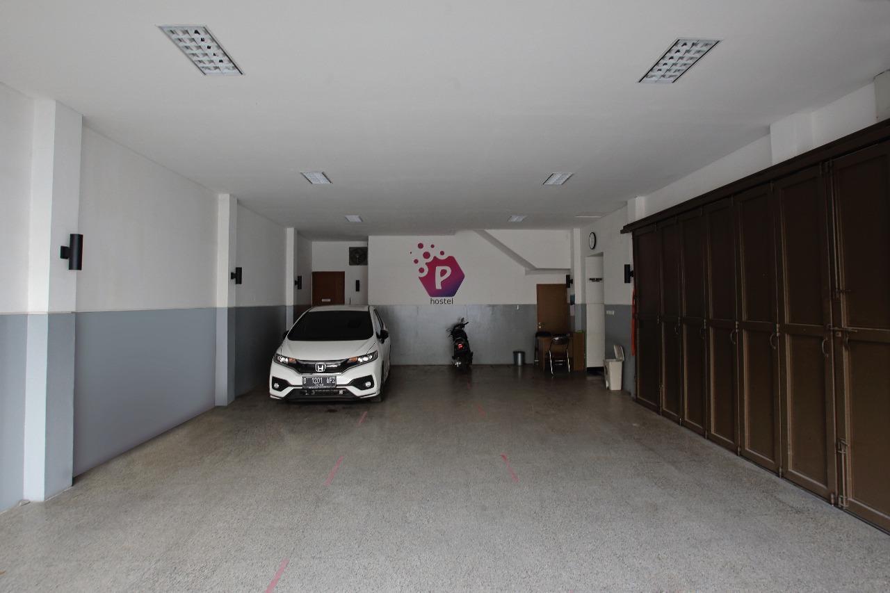 Peta Hostel Bandung Eksteriør billede
