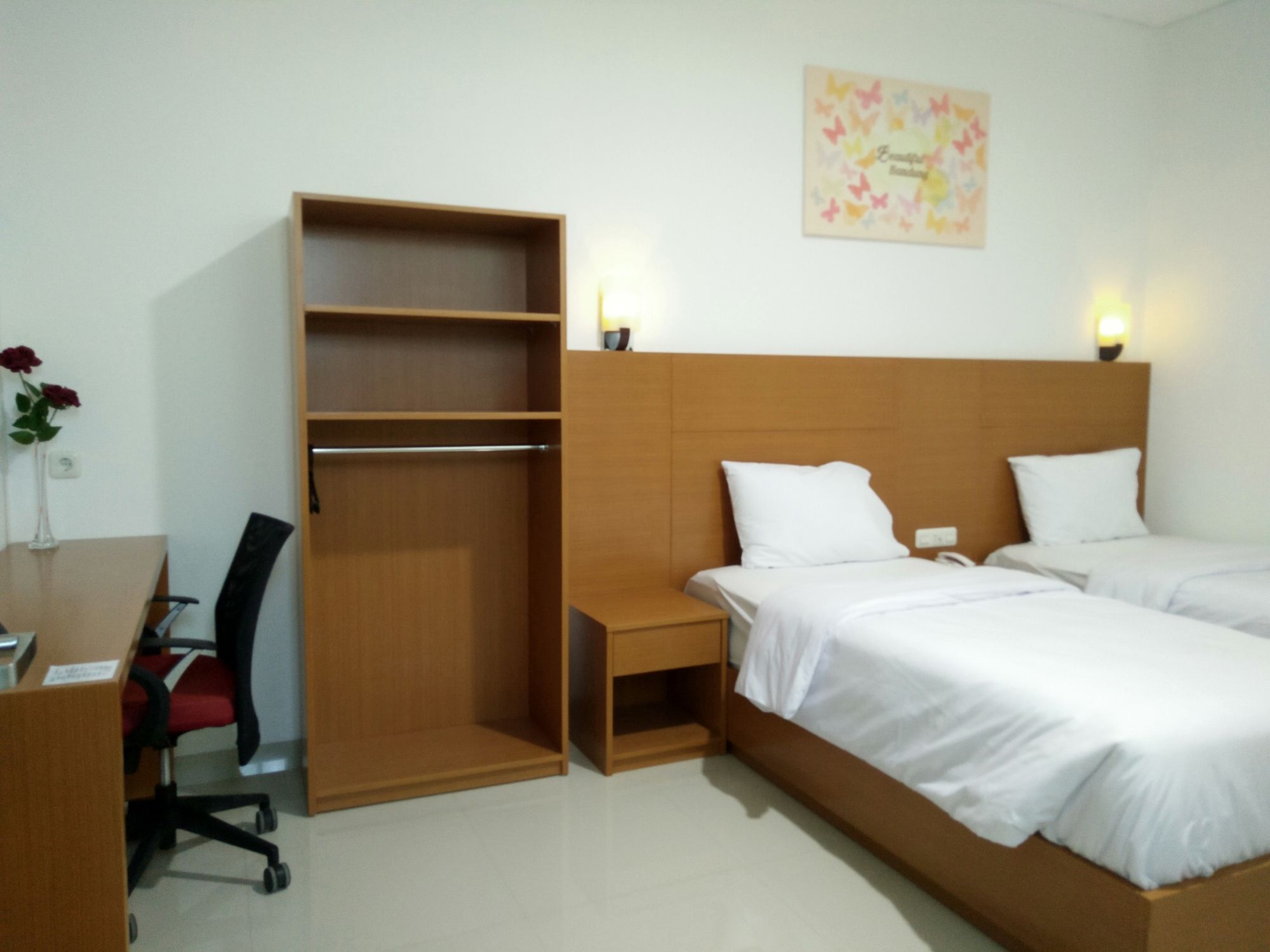 Peta Hostel Bandung Eksteriør billede